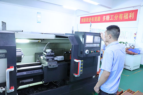 多功能自動(dòng)點(diǎn)膠機(jī)