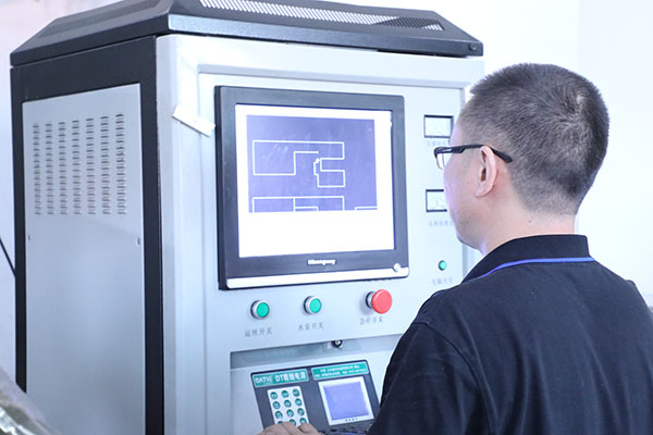 全自動點(diǎn)膠機(jī)廠家