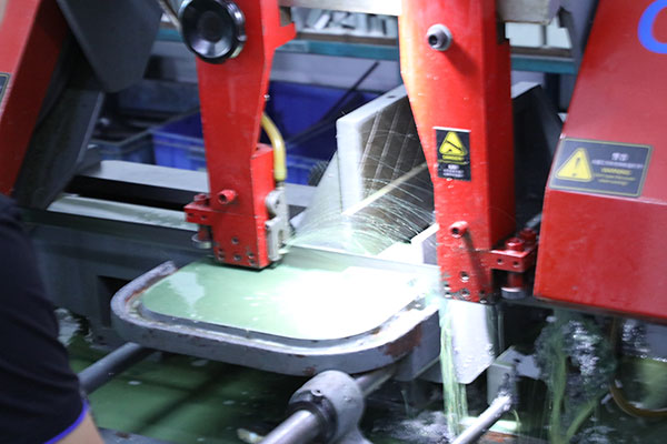 深圳手動(dòng)點(diǎn)膠機(jī)的使用方法