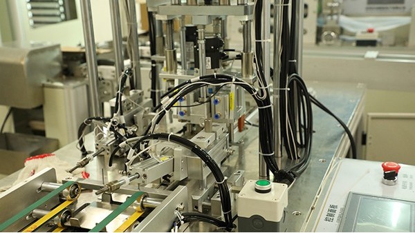 點(diǎn)膠機(jī)廠(chǎng)家