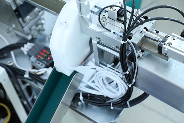 半自動(dòng)點(diǎn)膠機(jī)多少錢